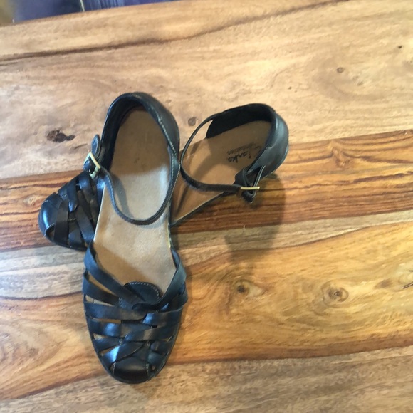 Clarks Classic - Picture 2 of 2